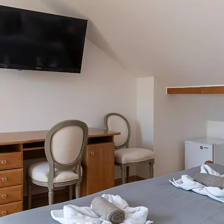 Hotel Zámeček Janovičky Broumov