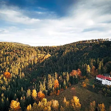 Hotel Zamecek Janovicky