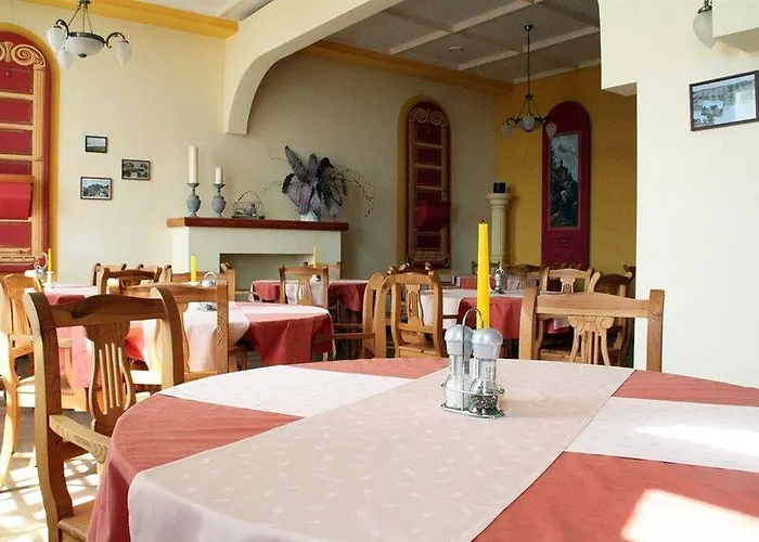 Zamecek Janovicky 酒店