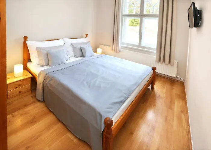 Zámeček Janovičky Hotel 3*